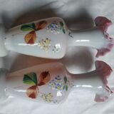 2 vases in pink opaline