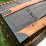 Wooden transport trunk canvas around 1870