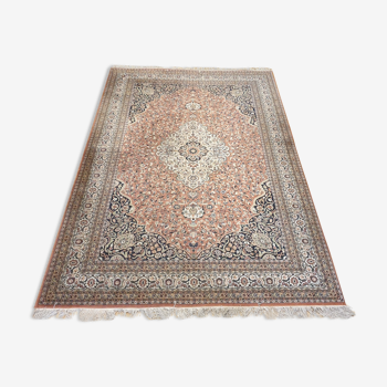 Persian wool rug 2 m x 3 m