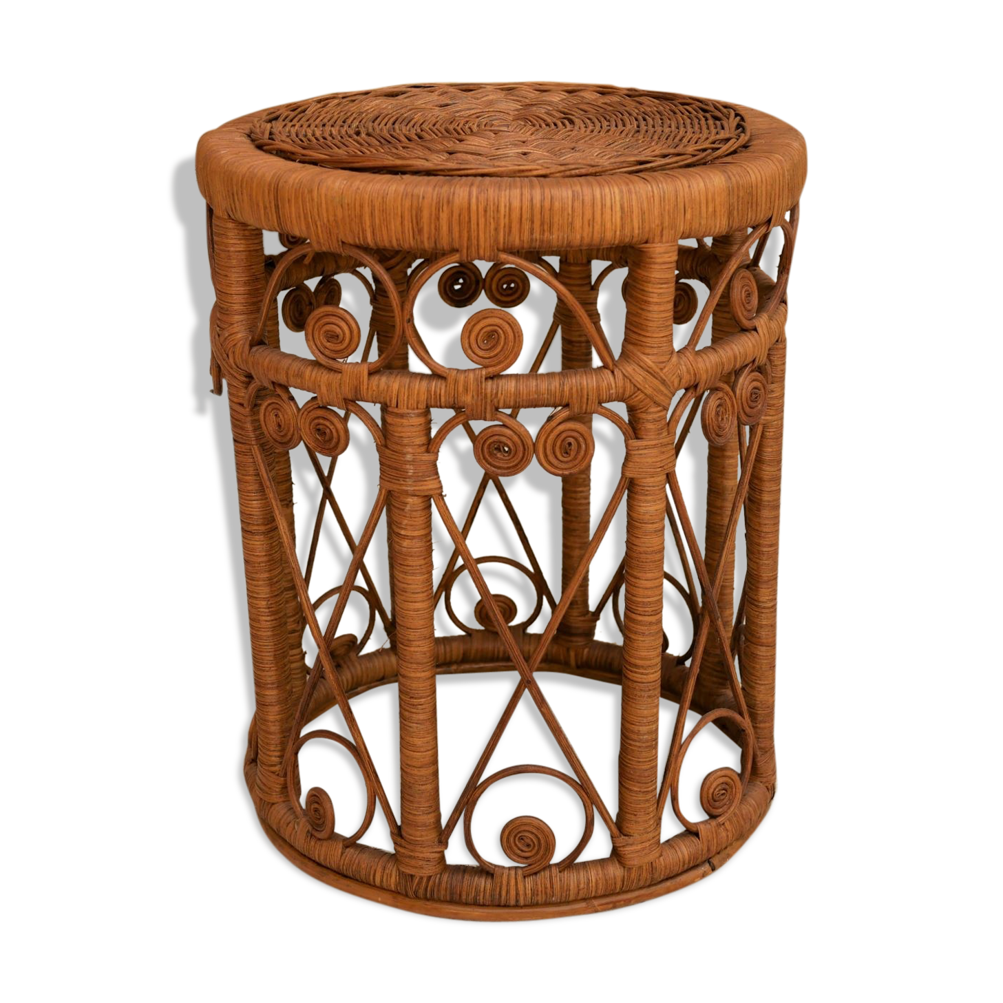 Vintage peacock stool in rattan