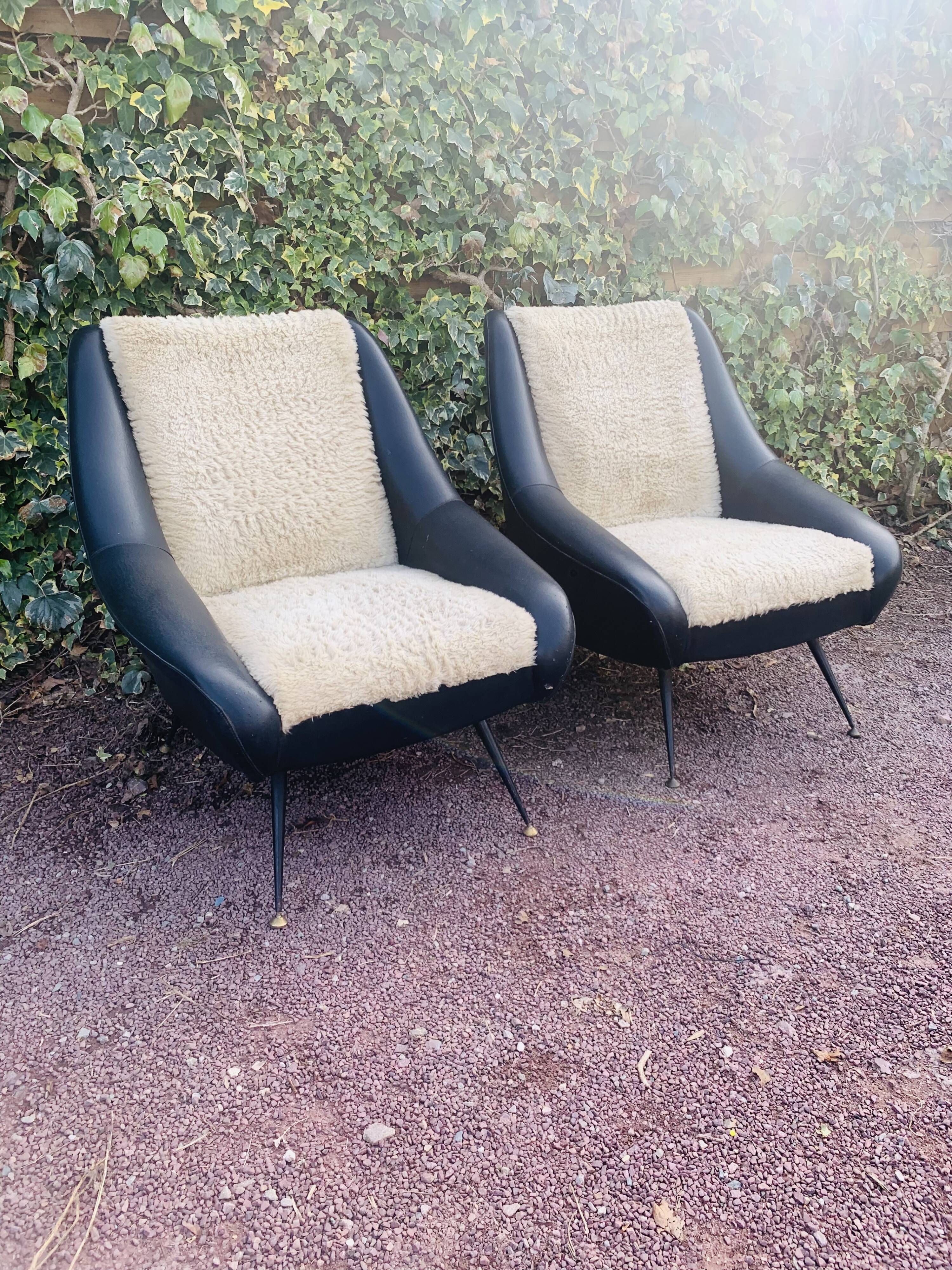 Paire de fauteuils vintage
