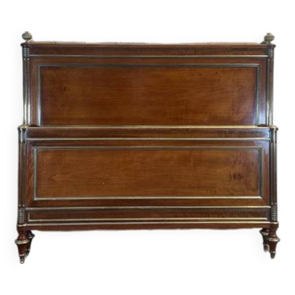 Louis XVI style bed in mahogany and brass threads