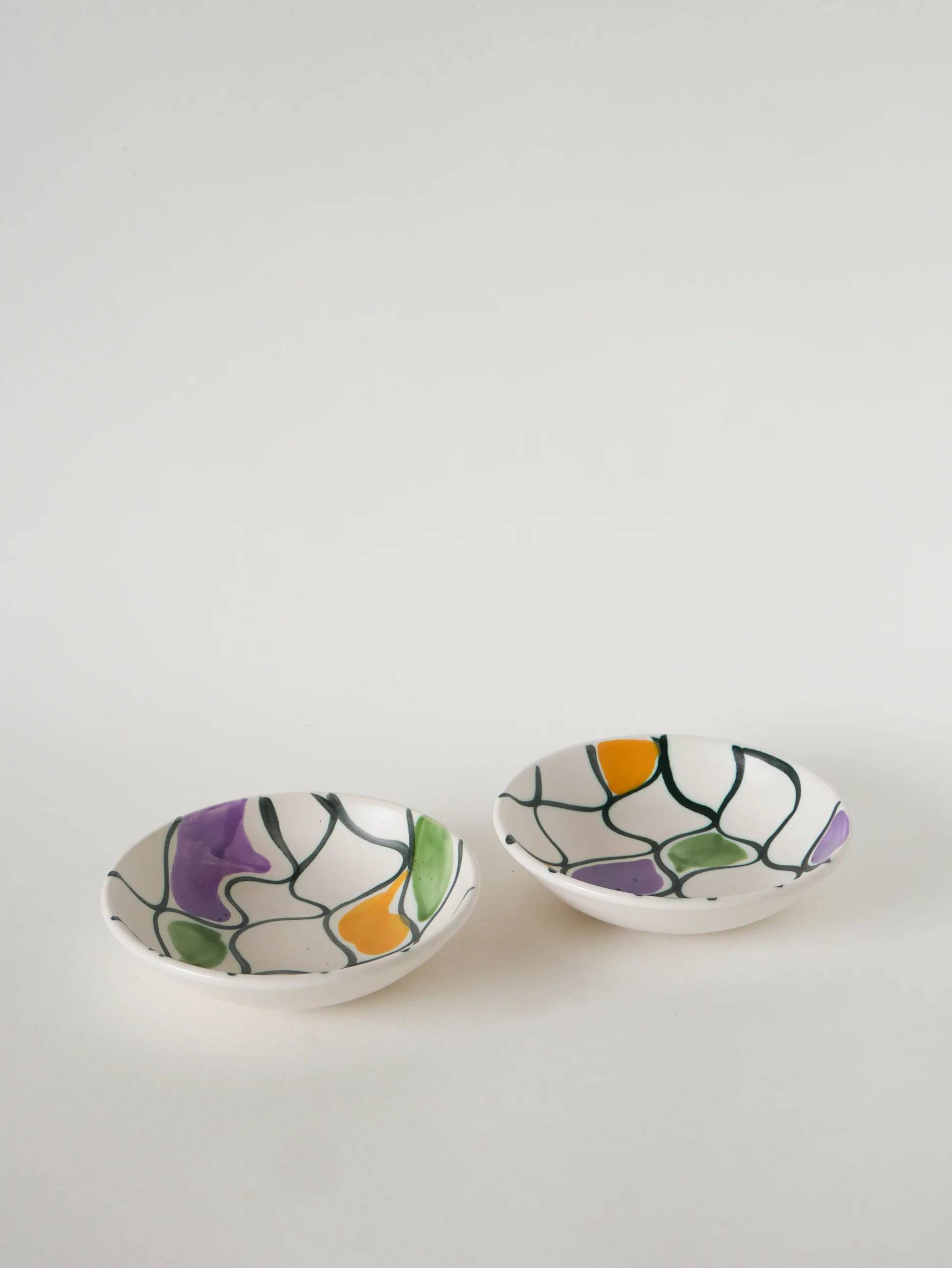 Pair of ceramic ramekins, abstract patterns in yellow, purple and green, Pornic model, 1960.