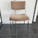 Chaise inclinée métal et assise tissu