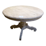 Stripped table