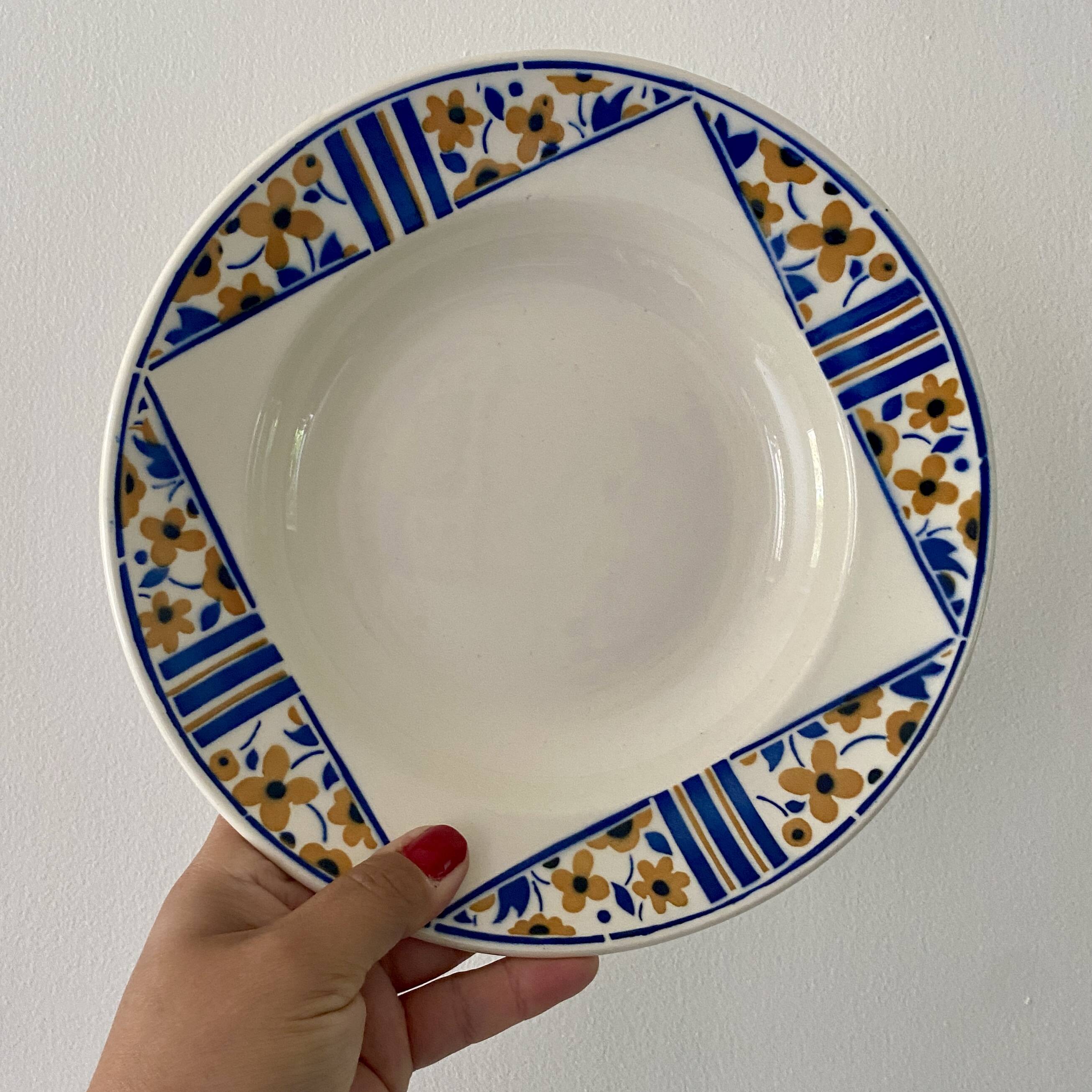 Lot of 10 old soup plates - Badonvillier Bornéo model