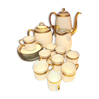 Porcelain coffee set