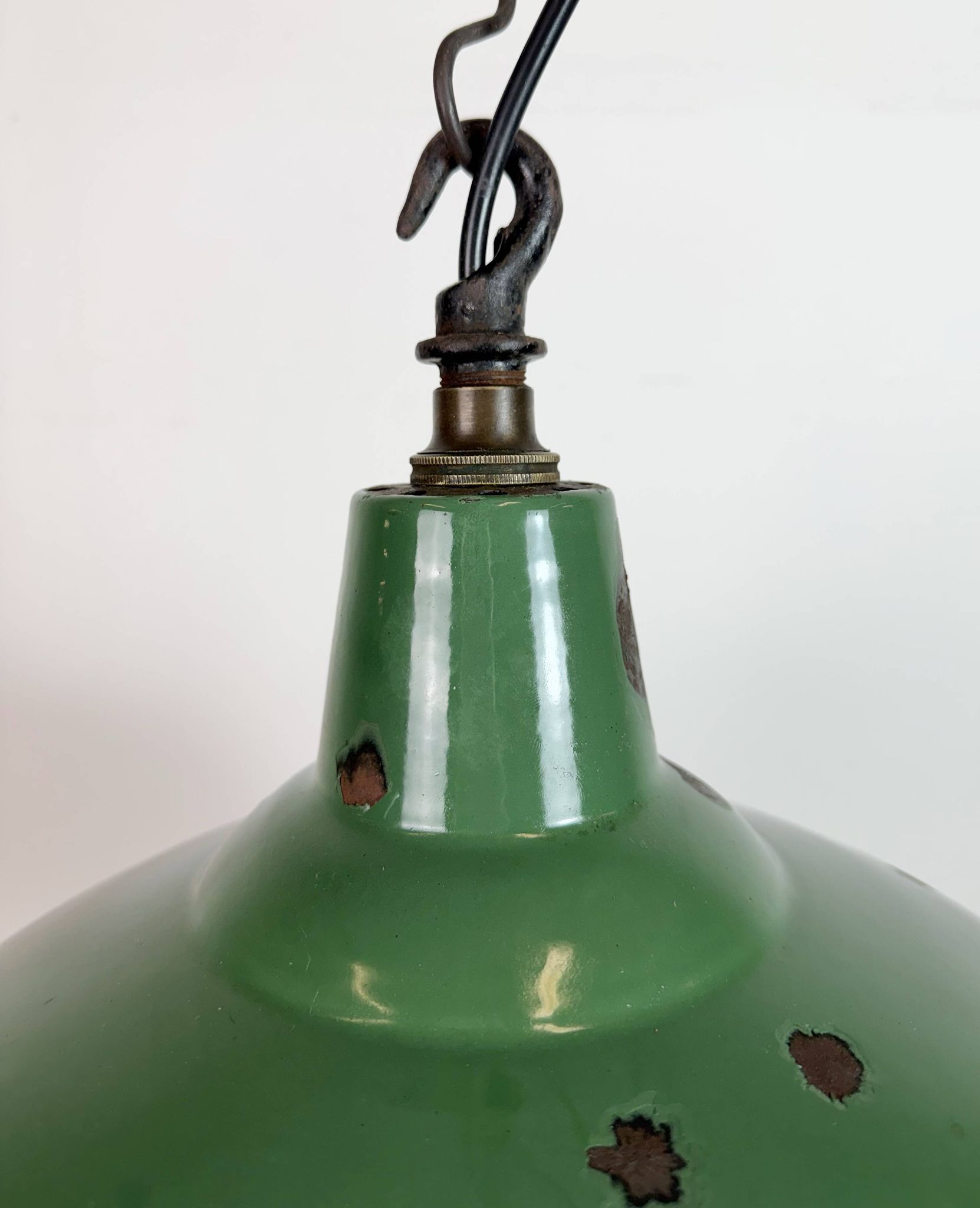 Industrial British Green Enamel Factory Pendant Lamp, 1960s