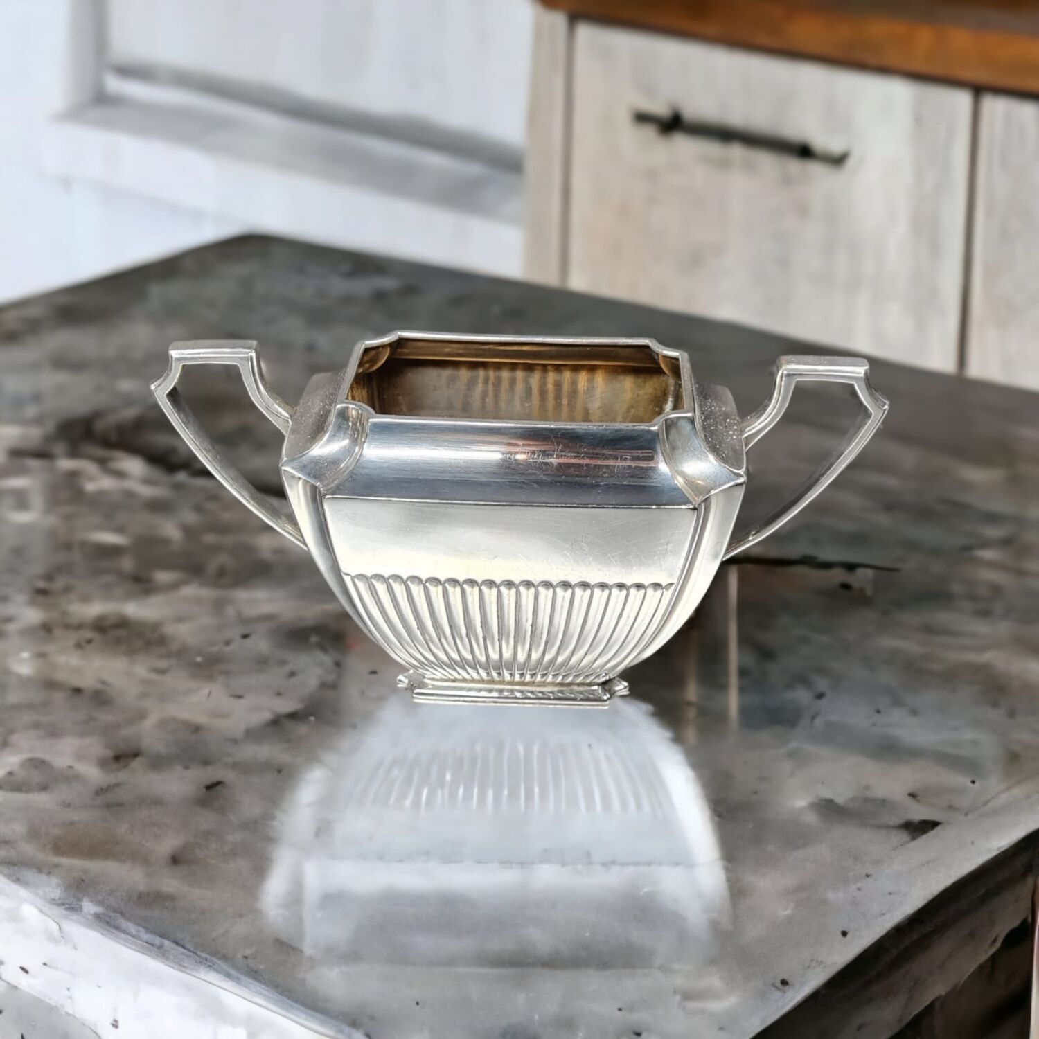 English tea set 1900 - 1920 in silver metal