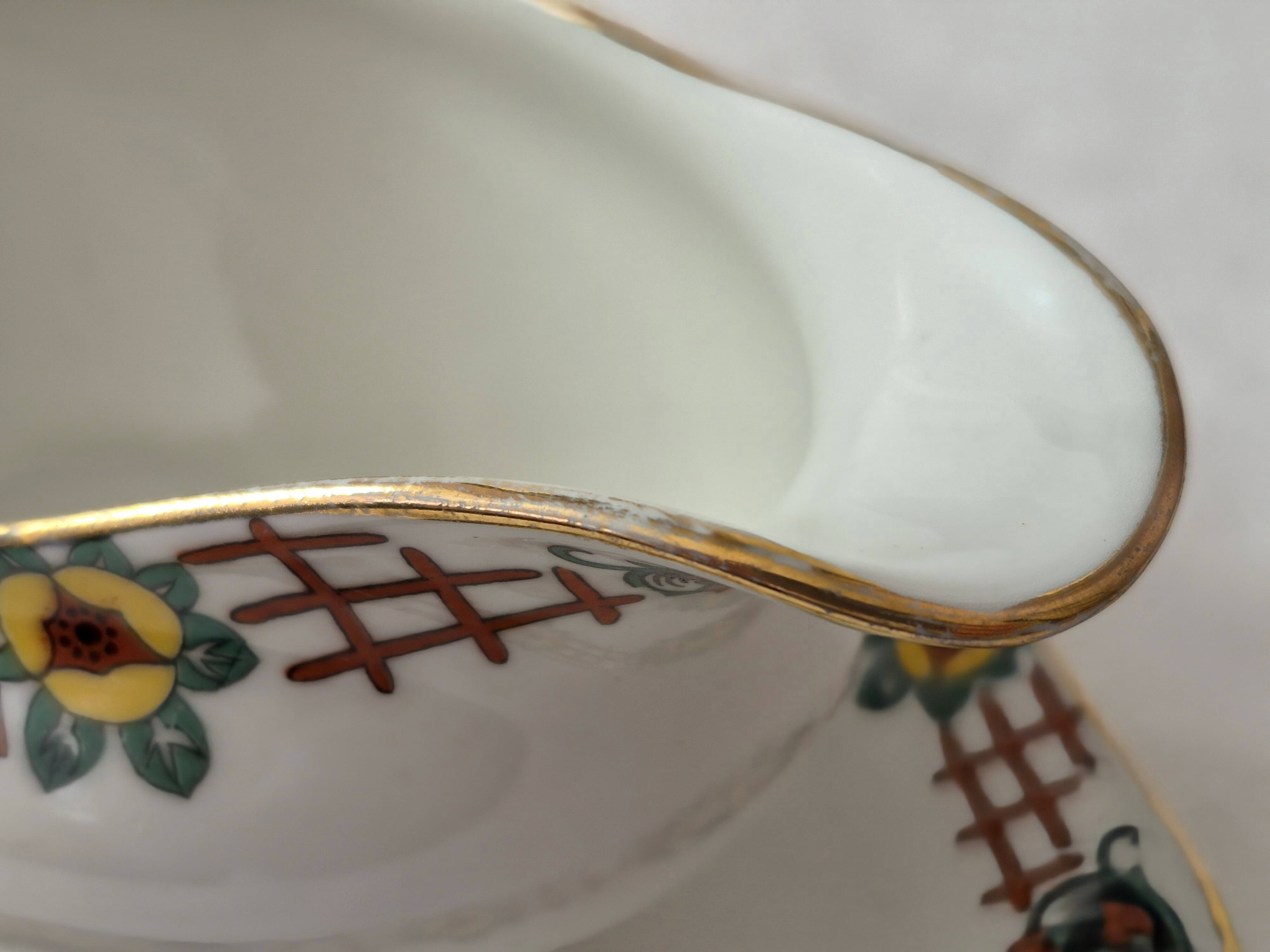 Art Deco sauce boat porcelain from Limoges, André François, A568