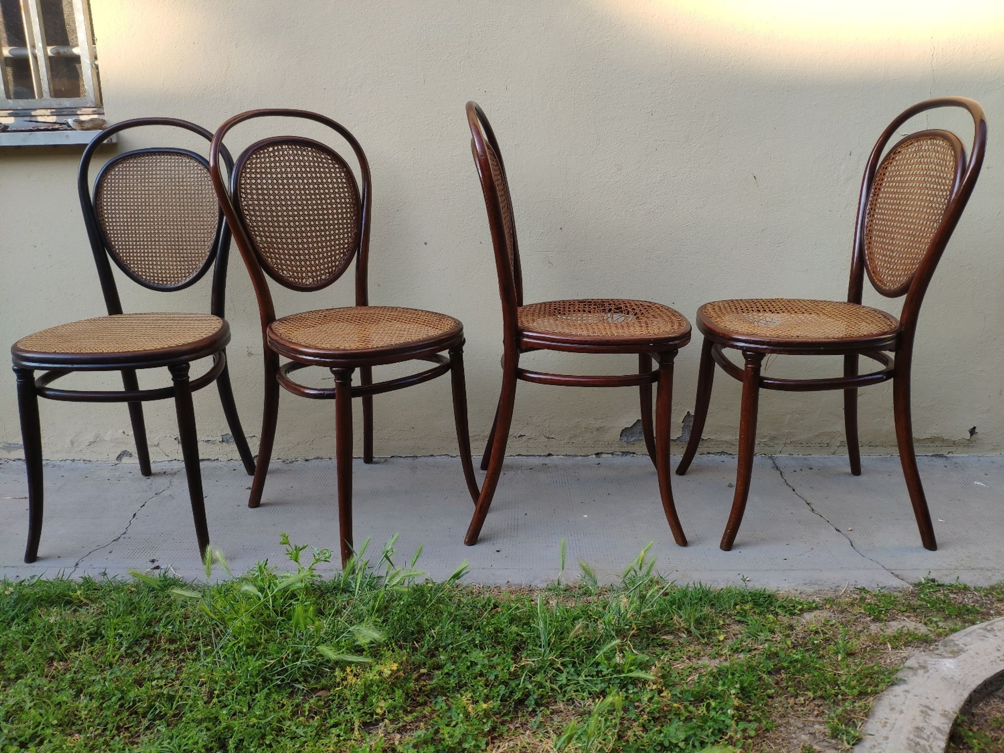 Set of 4 Thonet chairs nr 7 from 1865 ca