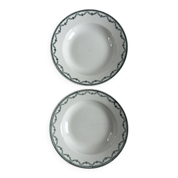 Set of two green frilled deep plates from Saint-Amand.