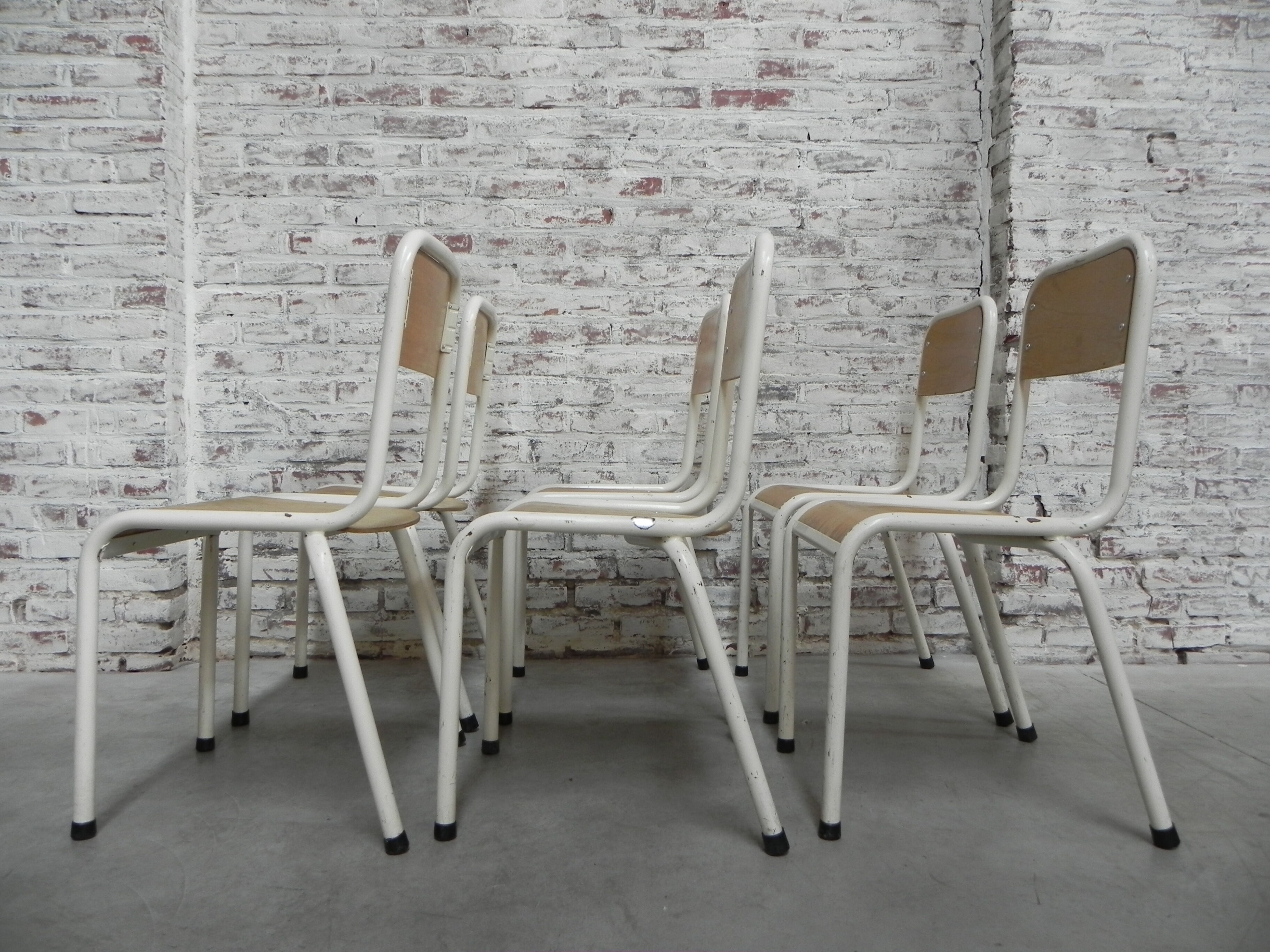 Set of 6 school chairs