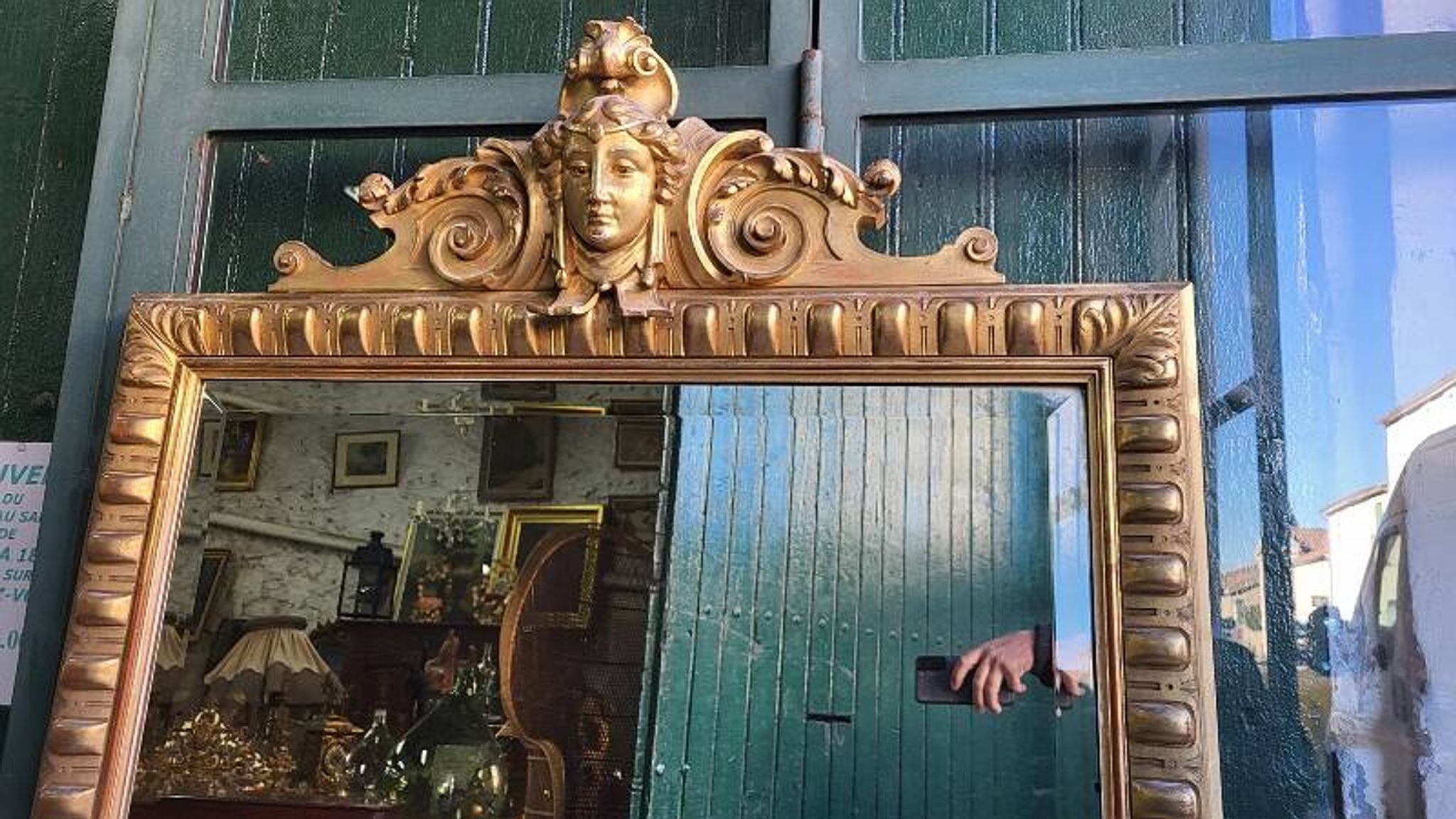 LARGE GOLDEN BEVELLED MIRROR WITH HEAD REF JE