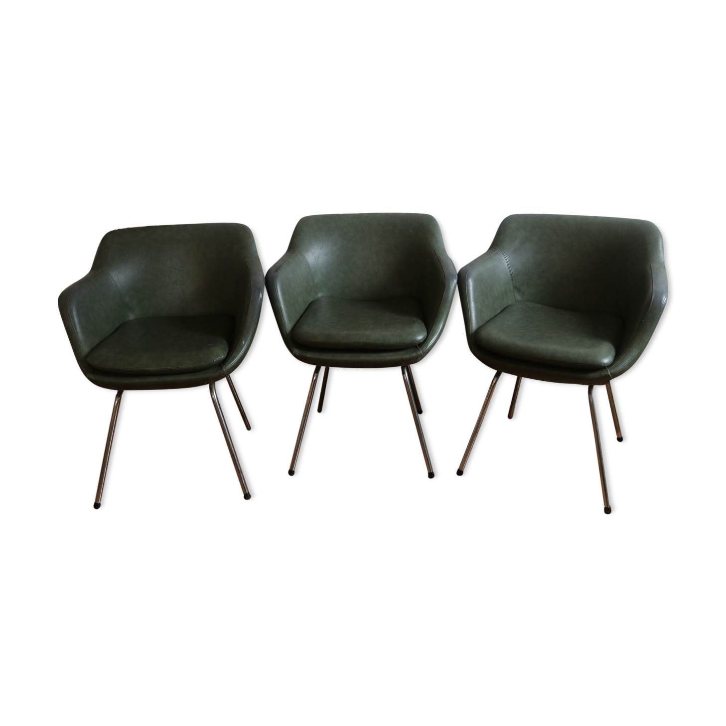Lot of three armchair in green skai with chrome feet