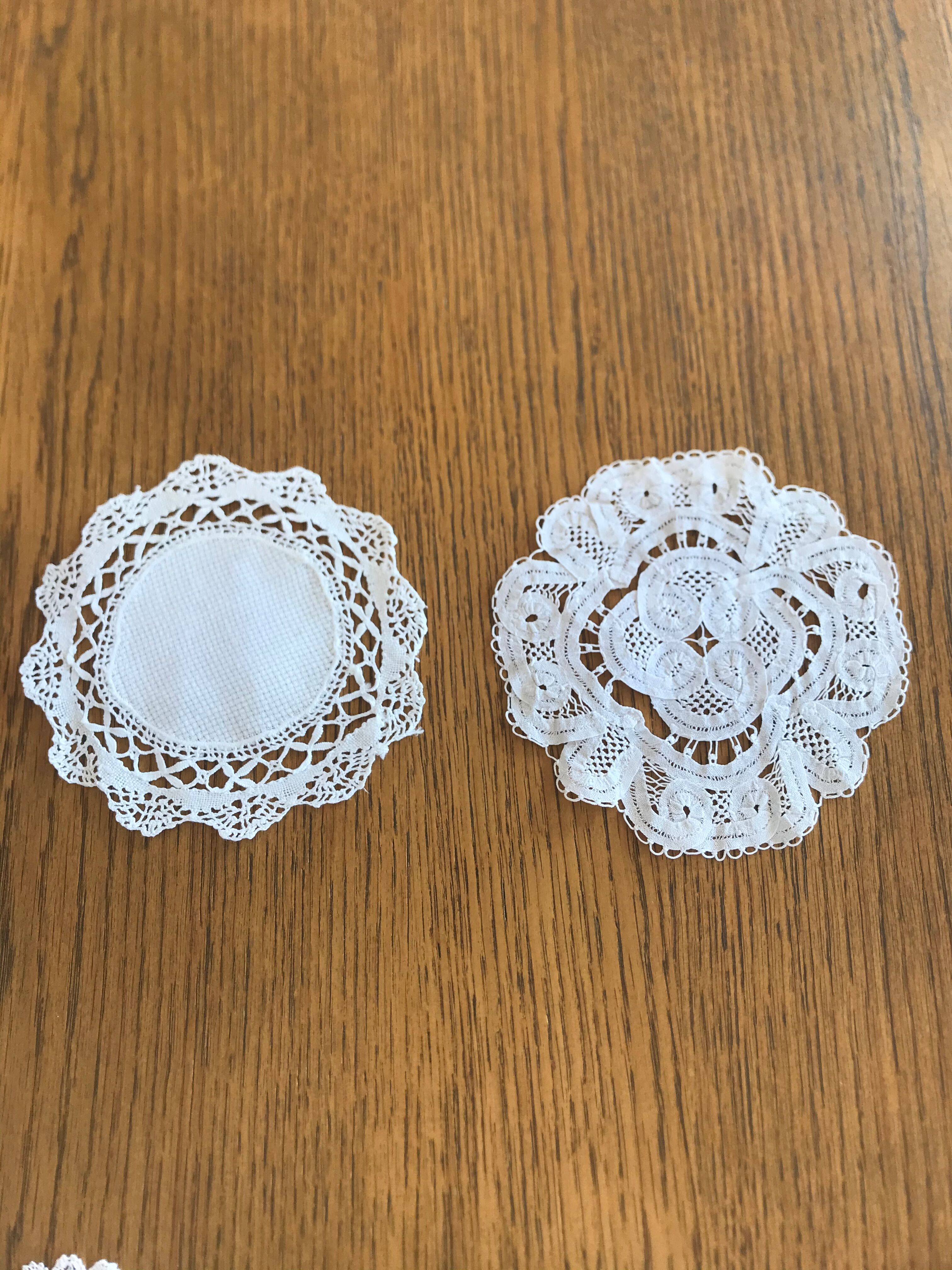 Napperons en dentelle
