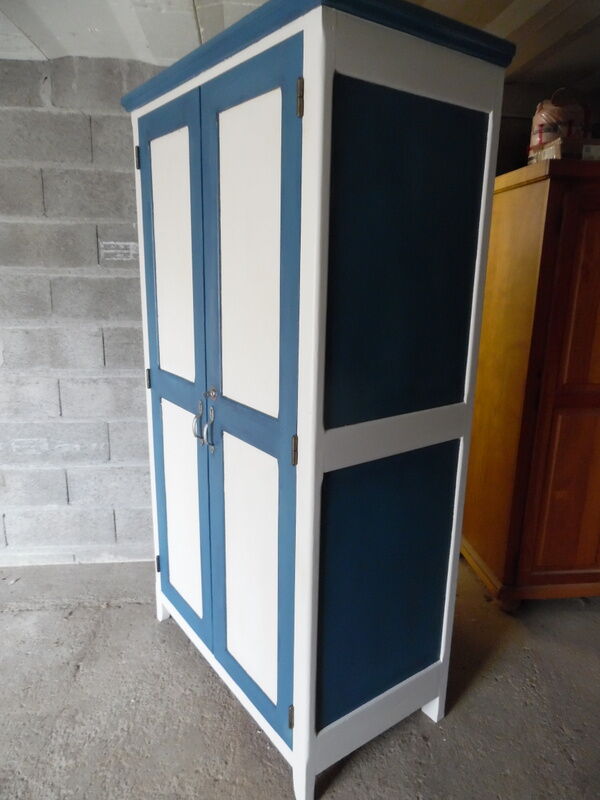 2-door wardrobe