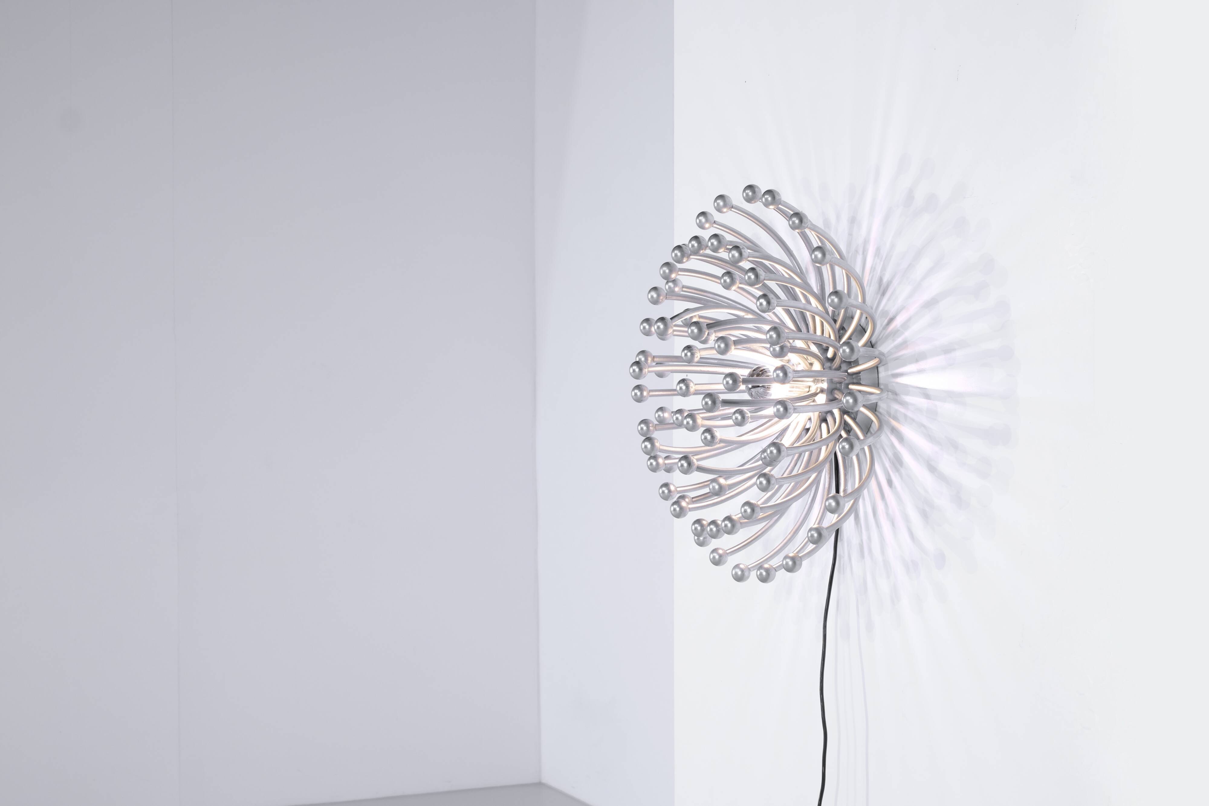 “Pistillo” lamp by Studio Tetrarch for Valenti Luce, 1960s.