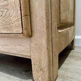 Solid oak chest of drawers