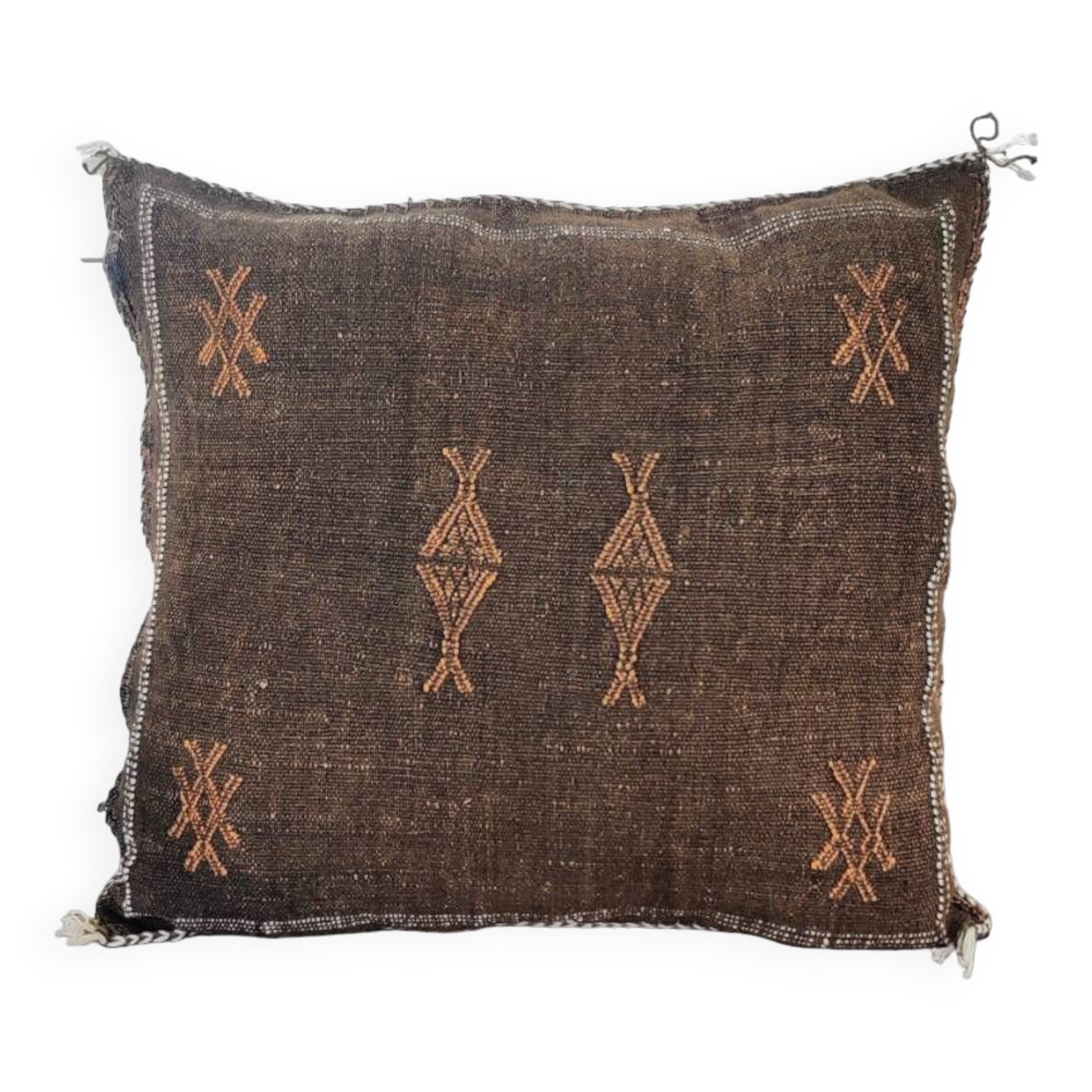 Sabra brown Berber cushion