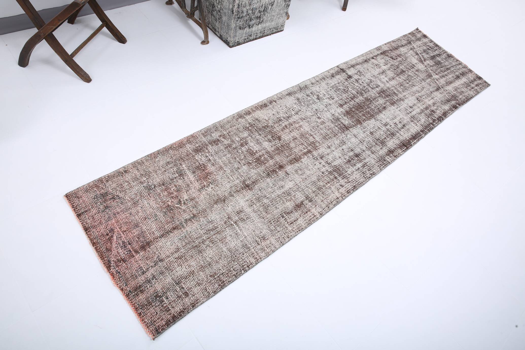 2x9 Narrow Turkish Vintage Runner Rug, 72x274Cm