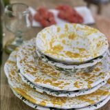Dark terracotta dots plate 25cm