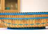 Presentation basket in woven and hand-painted wicker