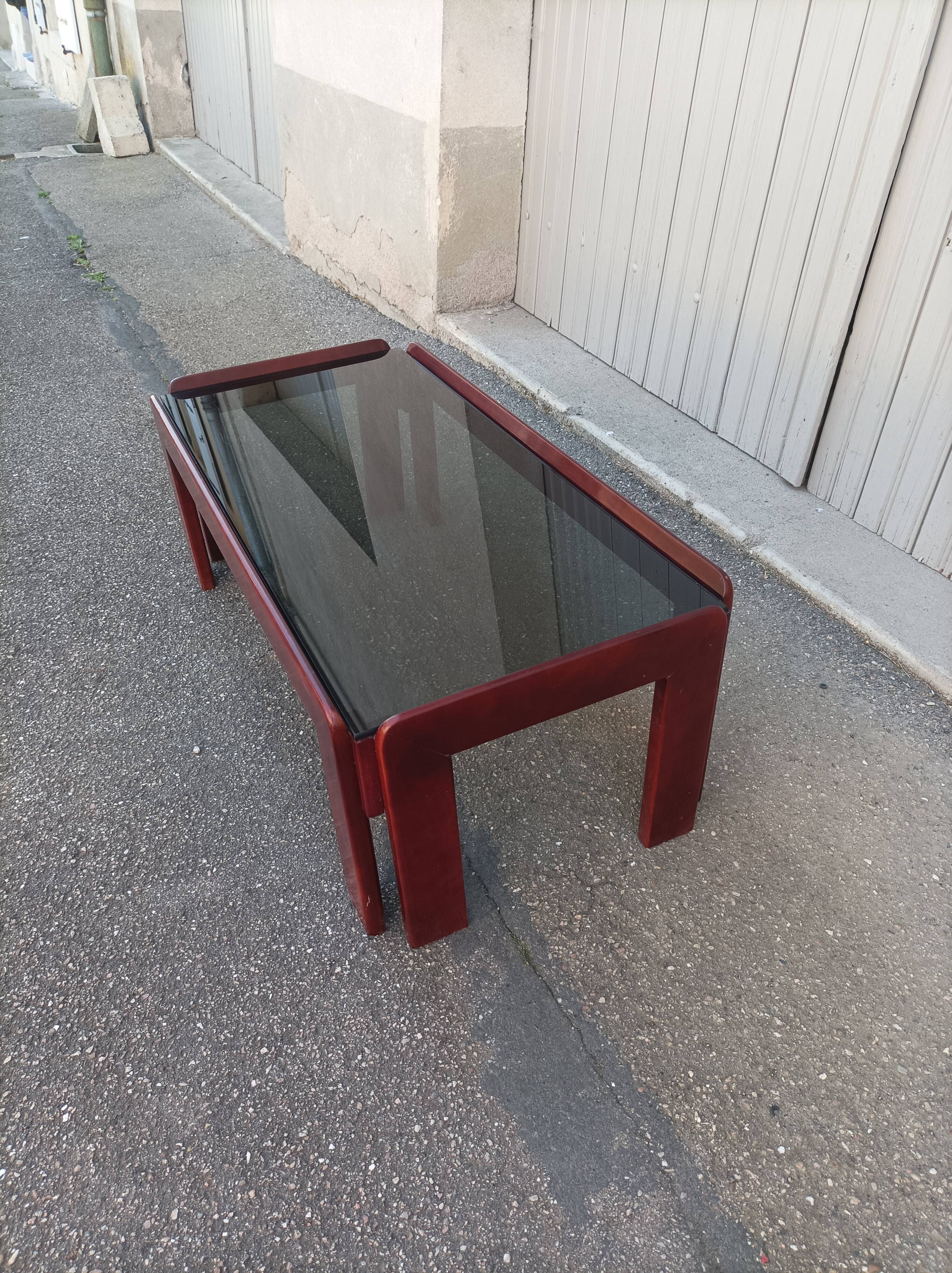 Table basse vintage acajou et verre