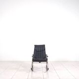 Foldable rocking chair by Takeshi Nii