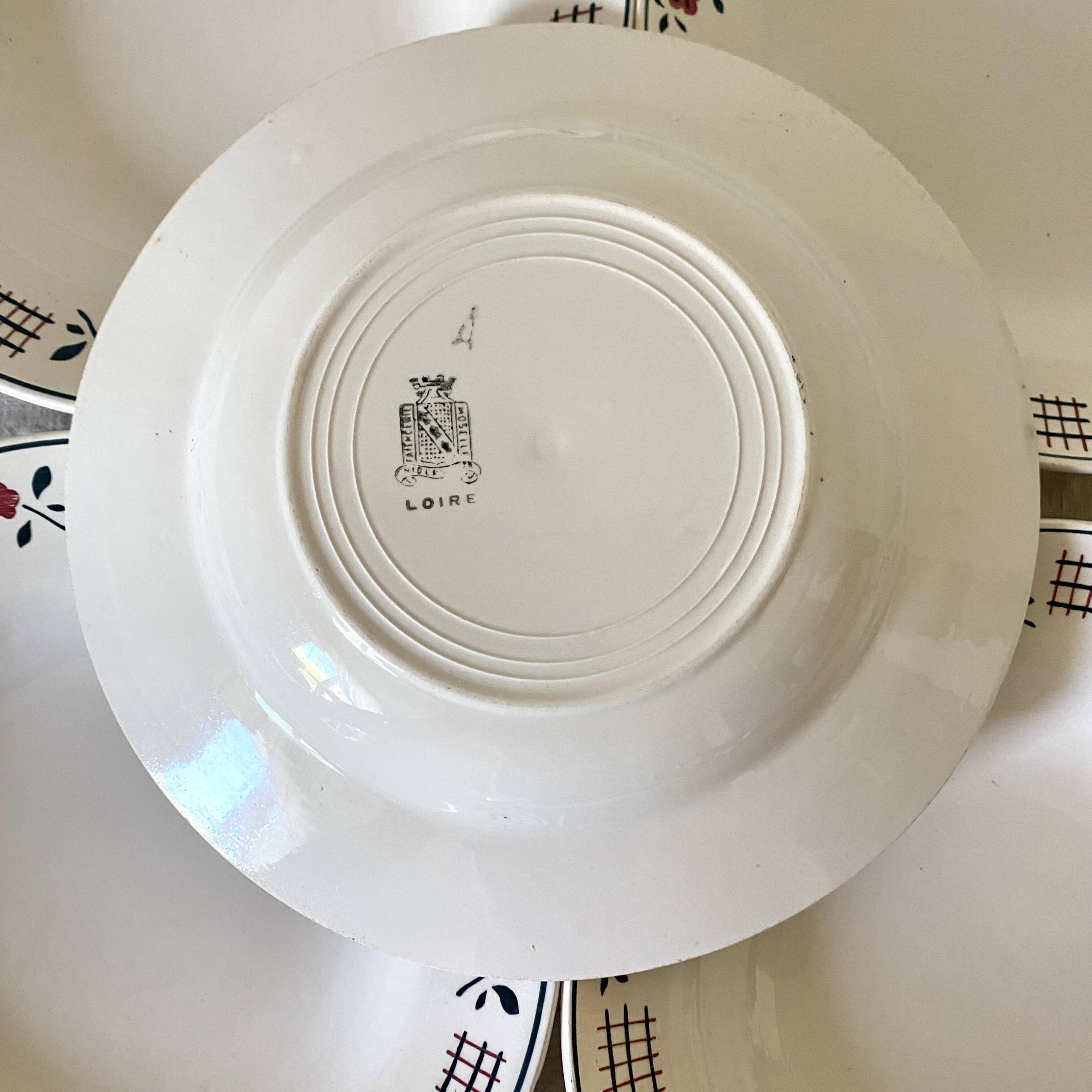 Niderviller earthenware soup plates, Loire model