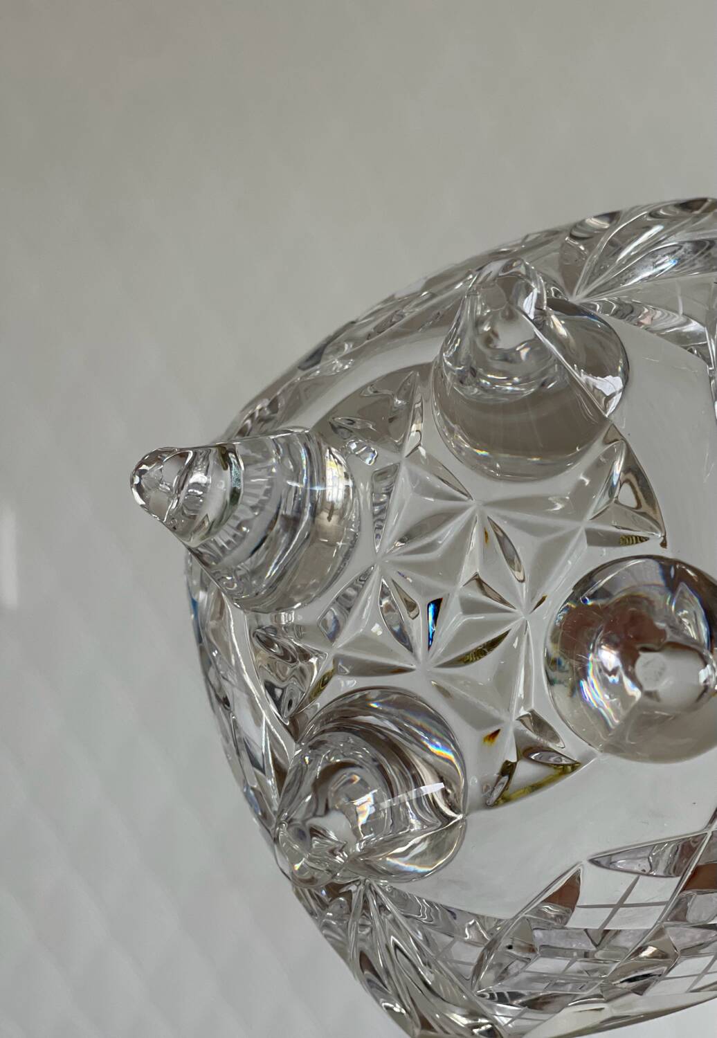 Cut crystal candy box