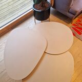 Nesting coffee tables