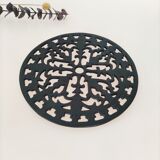 Cast iron table mat