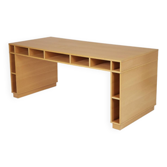 Modernist wooden desk Ricardo Bofill
