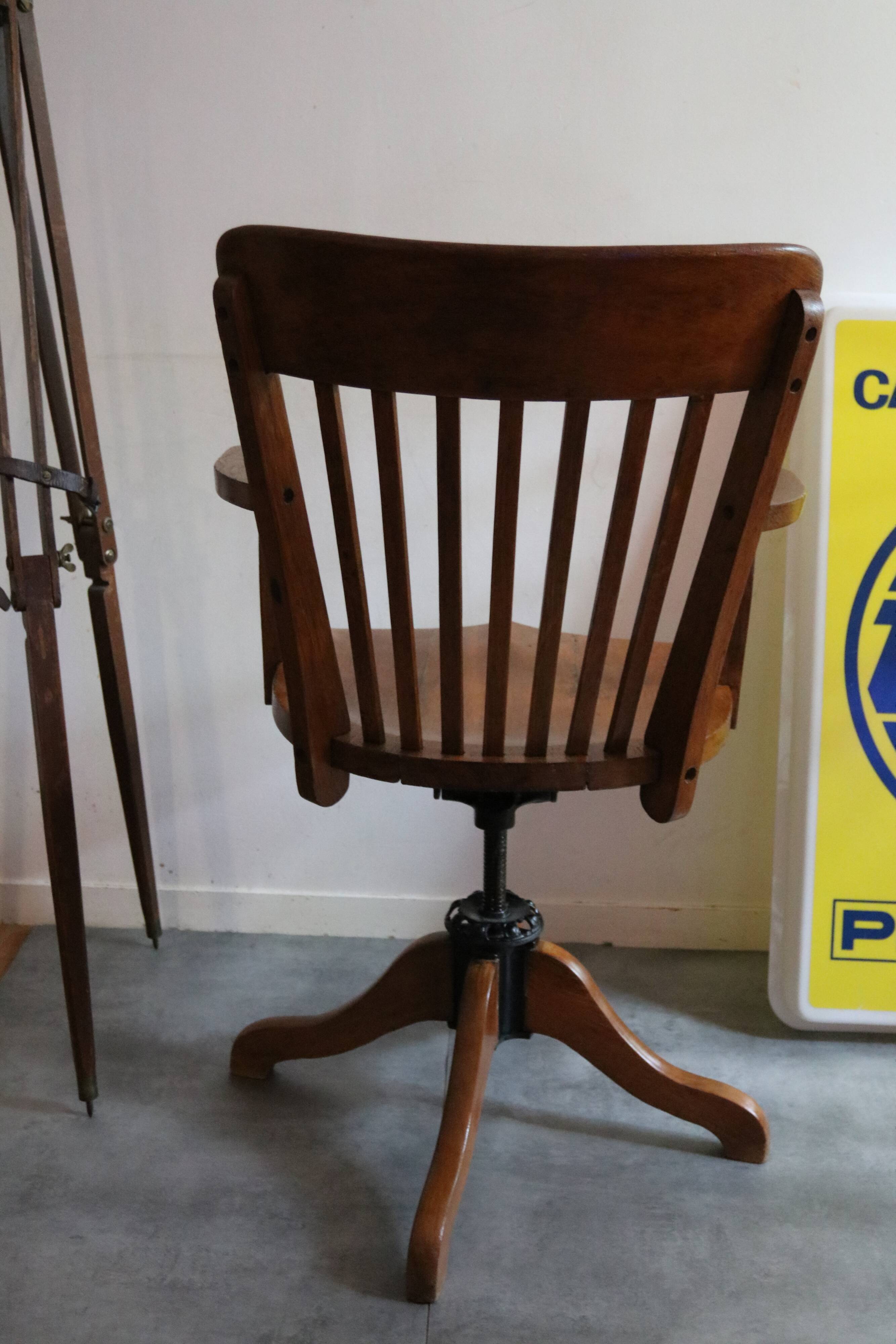 Office chair made of natural wood