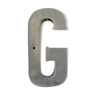 Zinc "G" sign letter