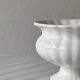 White ribbed ceramic cache-pot