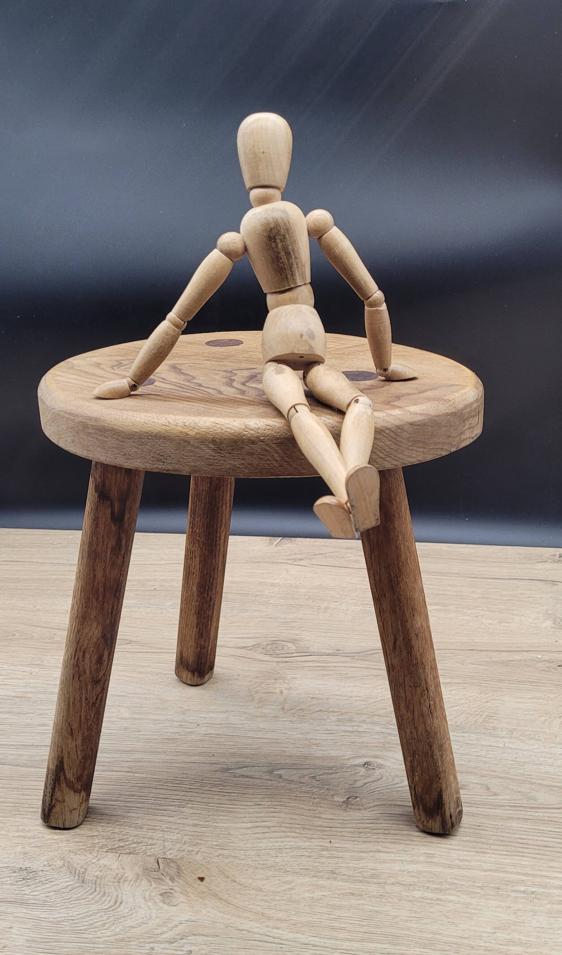 Cowhide egg tripod stool