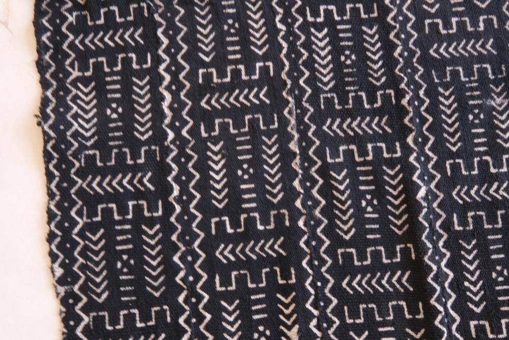Vintage fabric from Mali - 152 x 205 cm
