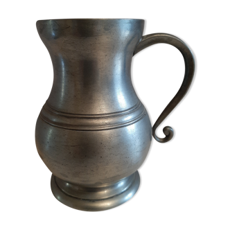 Tin pitcher with handle and spout