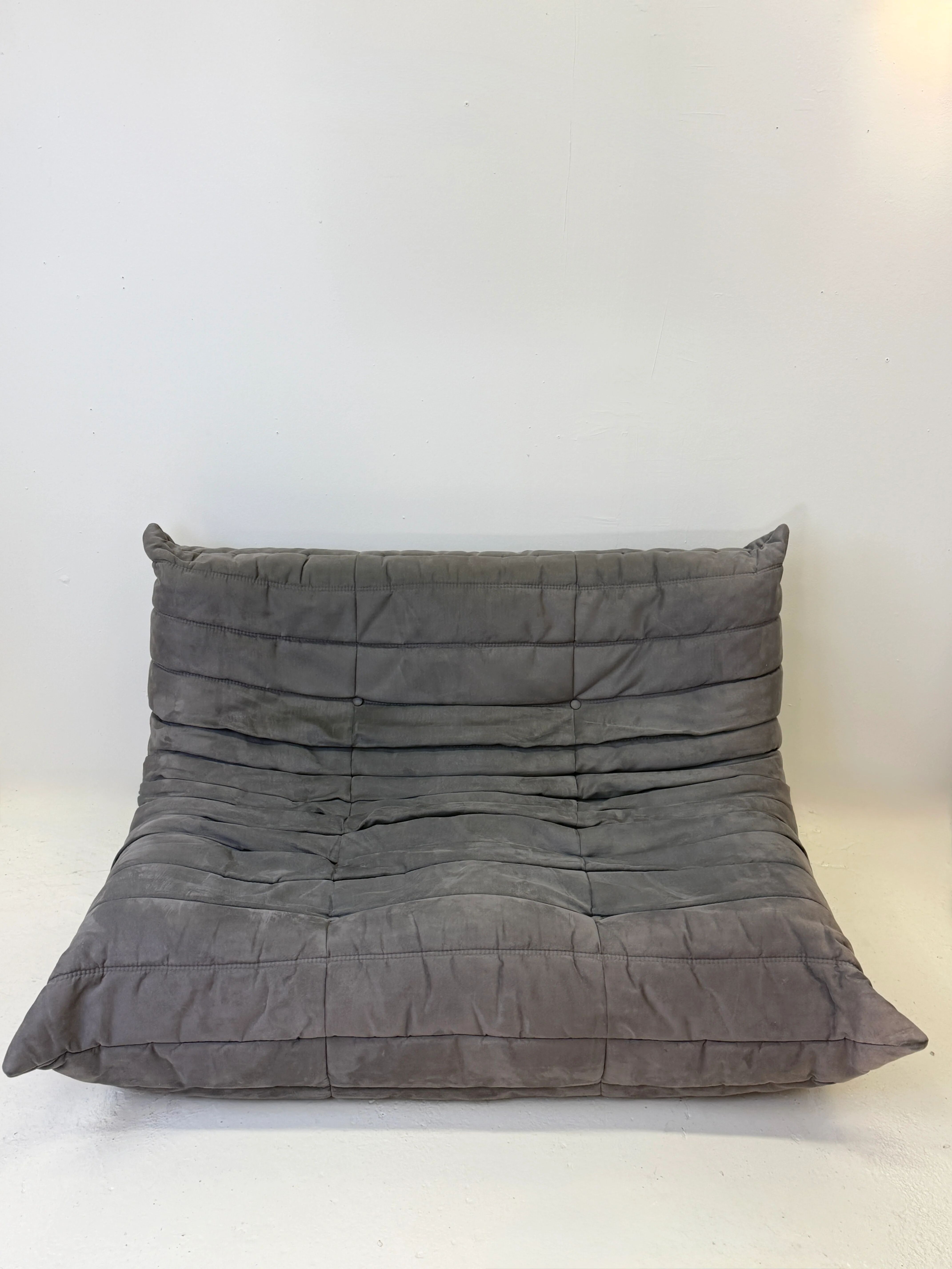 Togo 2-seater sofa "Ligne Roset", mouse grey