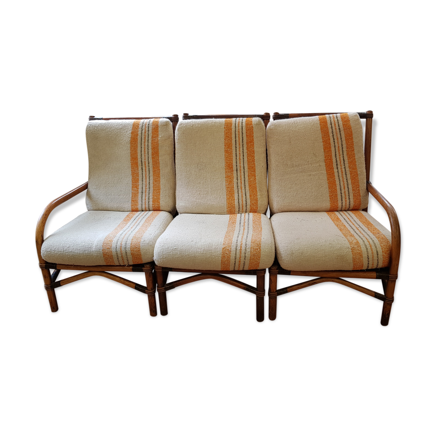 Devisable rattan bench