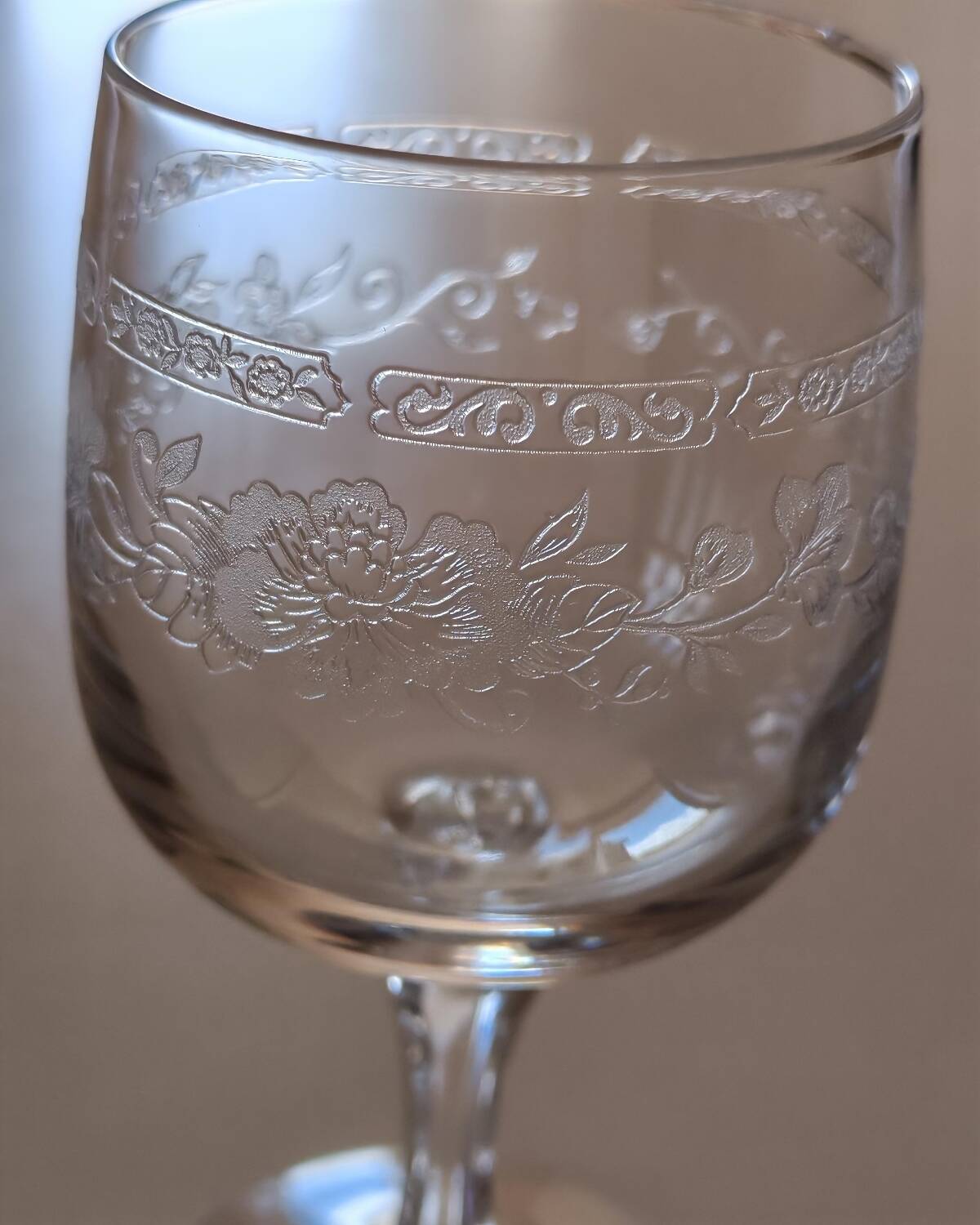 Verres à vin blanc cristal d'Arques