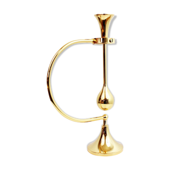 Brass pendulum candle holder