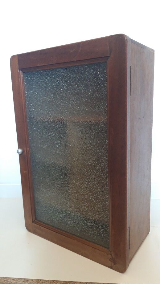 Medicine cabinet