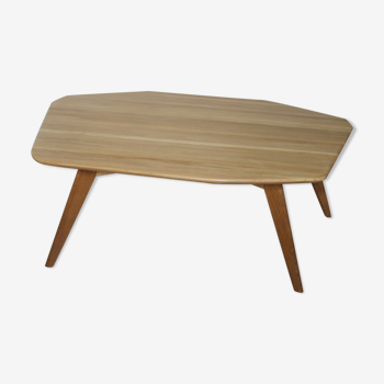 Asymmetrical oak coffee table