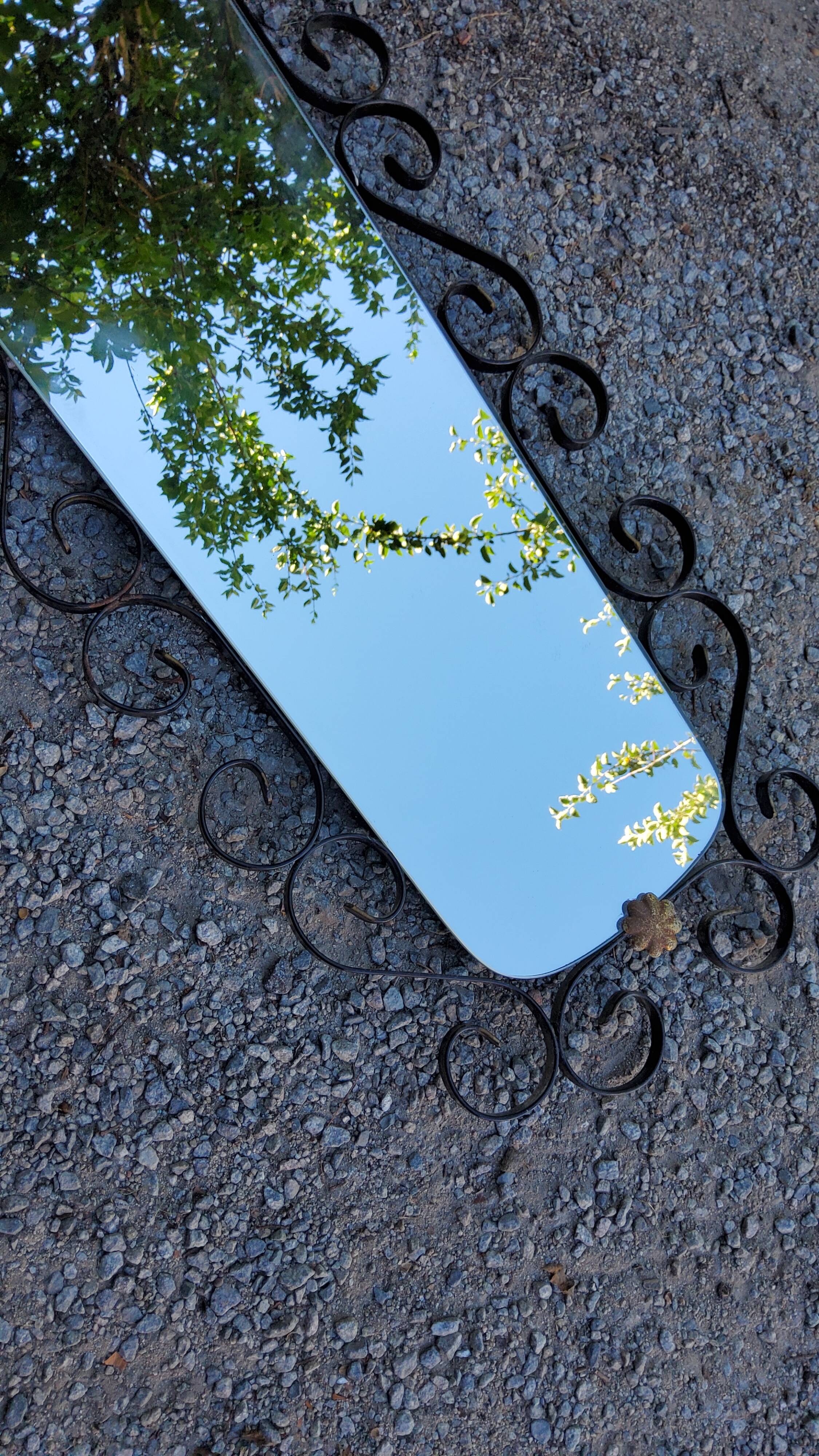 Mirror mirror of the 60s metal black and gold