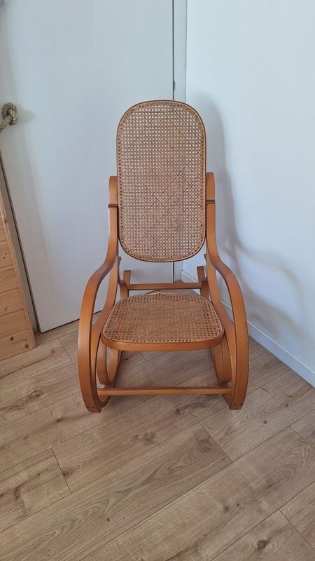 Rocking chair