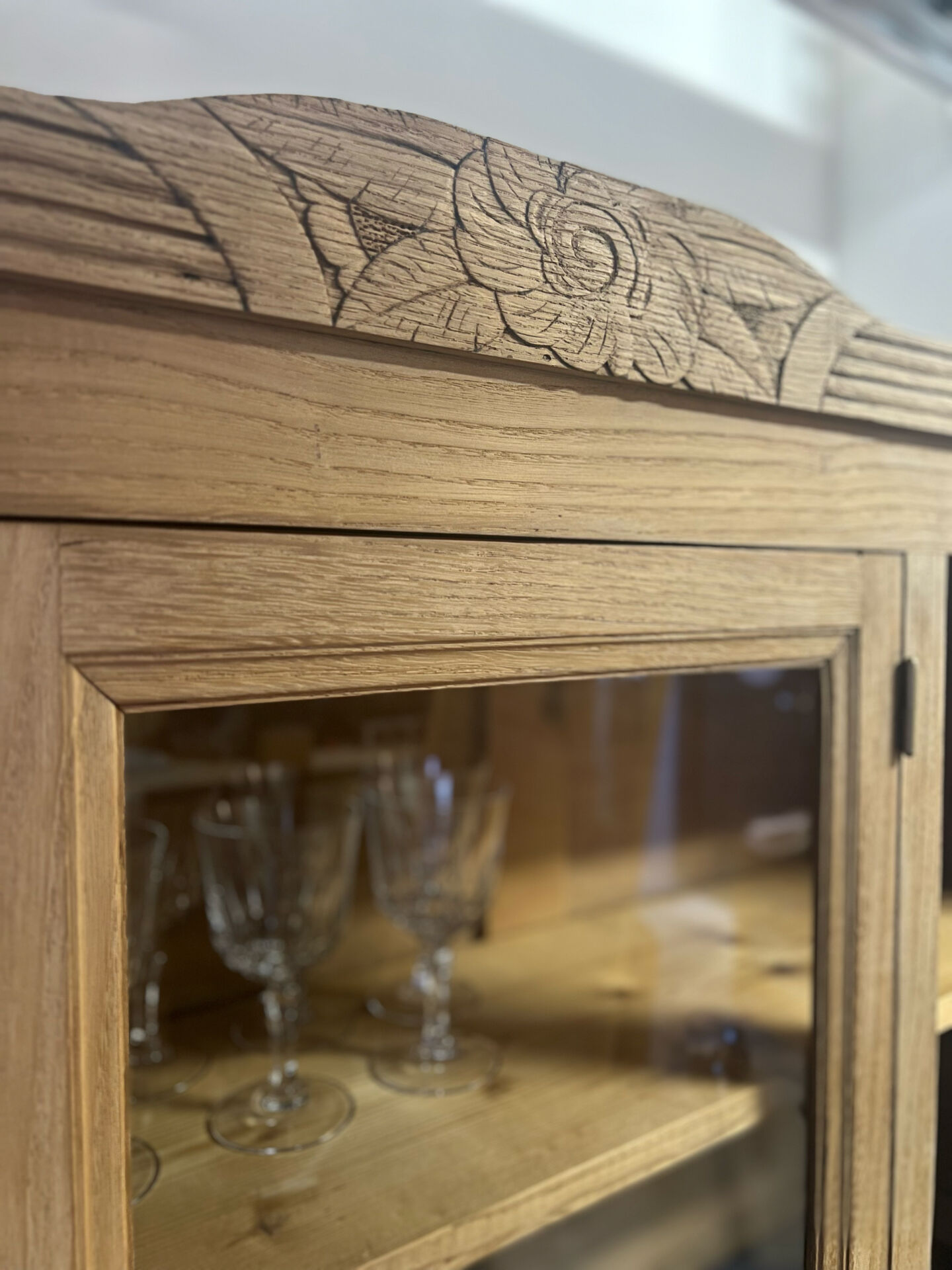 Solid wood sideboard