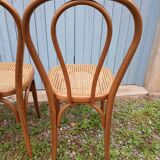 3 chaises de bistrot anciennes avec cannage